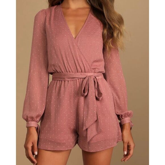 Lulu's Closer Look Dusty Rose Mauve Swiss Dot Tie Sleeve Romper Womens Sz XL - Picture 10 of 11
